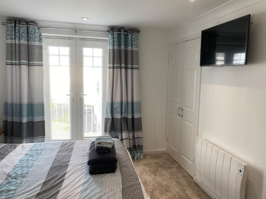 Surf'S Up! Perfect Base For Holidays Or Work In Cornwall St Columb Major Exteriör bild